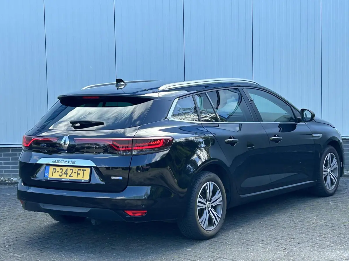 Estate 1.6 Plug-In Hybrid 160 Intens FACELIFT I GR. NAVI I TREKHAAK I ORG.NL + NAP | 88%