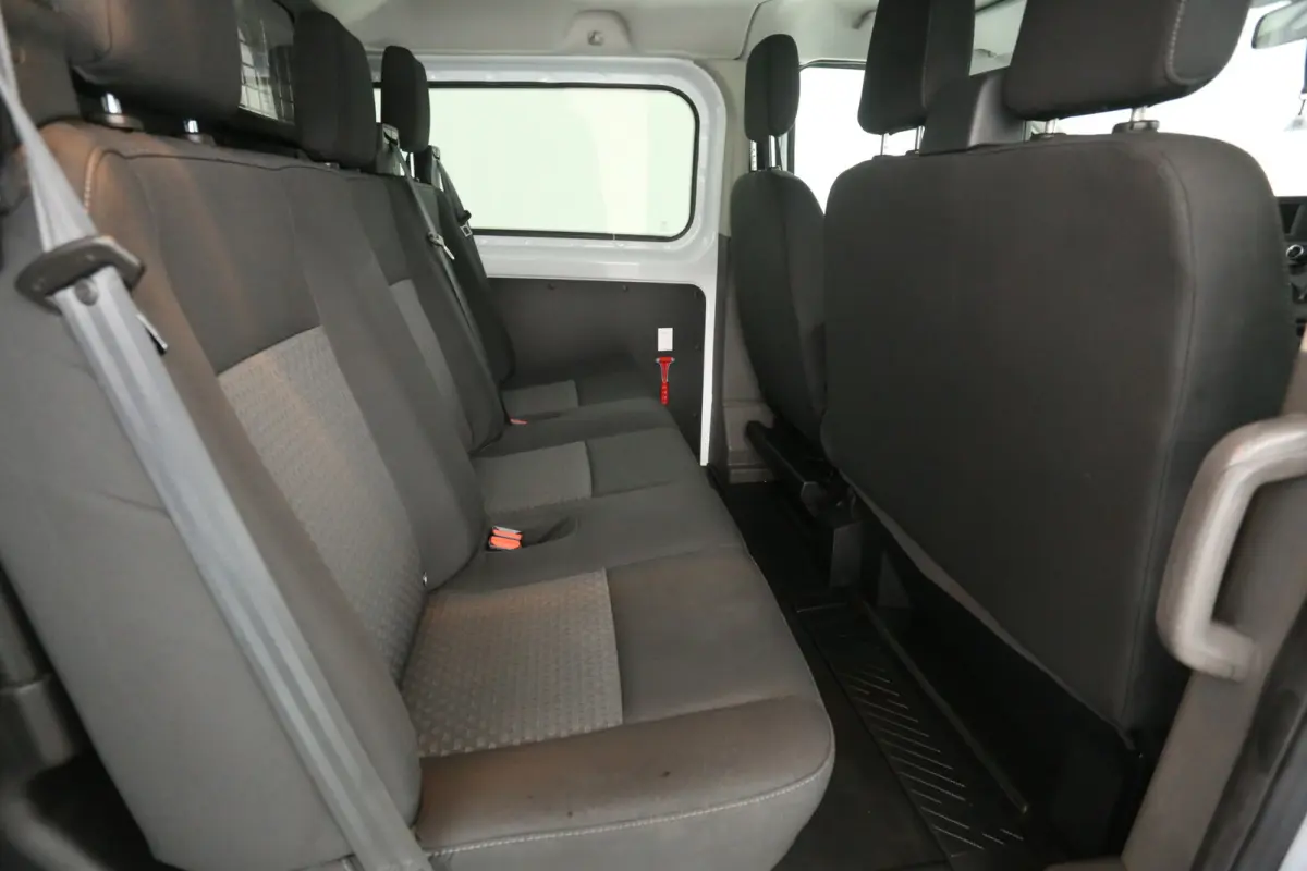 2.0 TDCI L2H1 | DC | 6 Zits| 2800kg Trekgew. | Airco | Cruise | Parkeersensoren