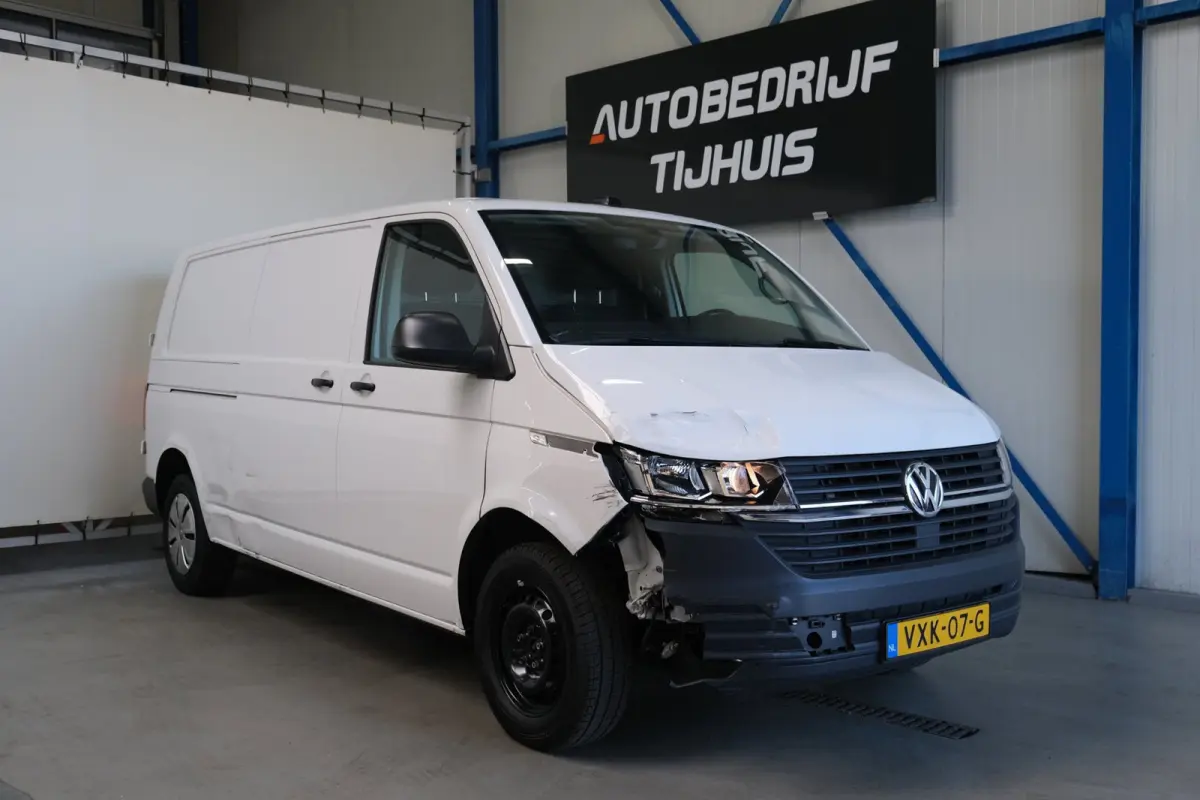 2.0 TDI L2H1 28 > Schade <