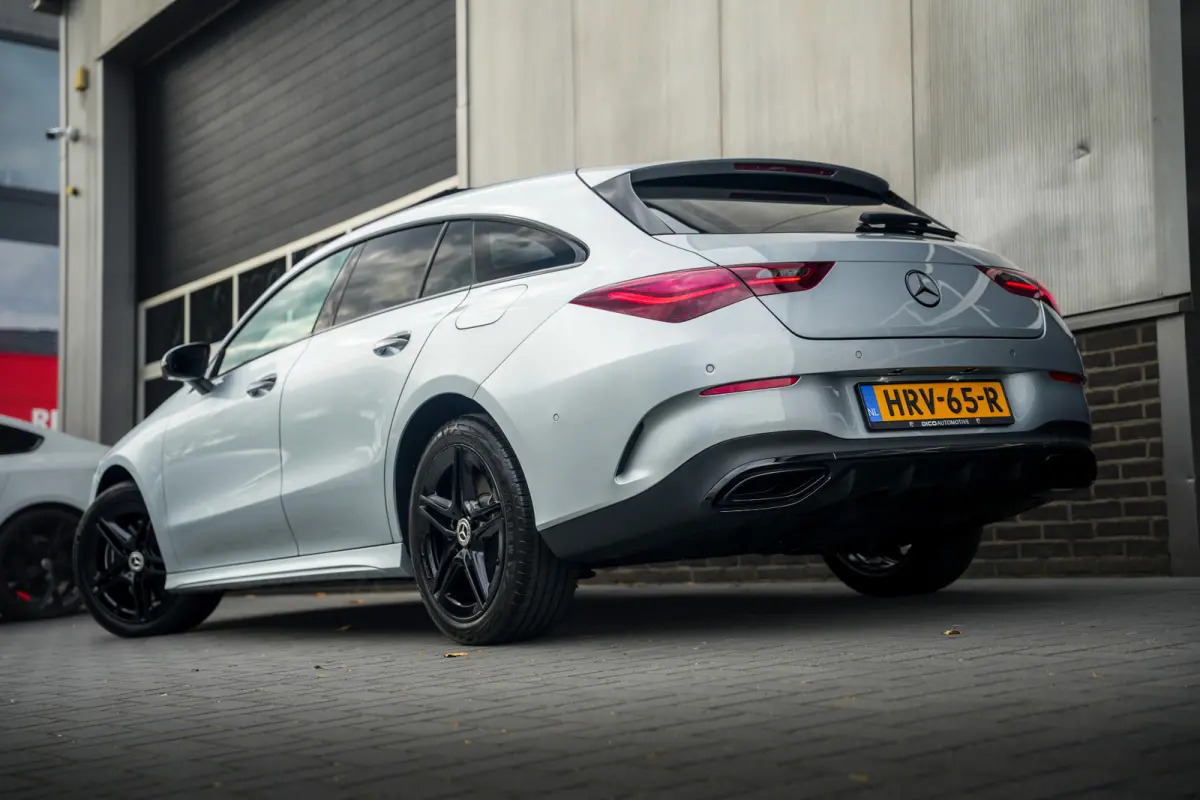 250 e 218 pk AMG Line / Pano-Dak/ Distronic/ AMG-line/Keyless/ Widescreen/ Stoel/Stuur.verw/ Head-Up/ Sfeerverl./  19''LMV