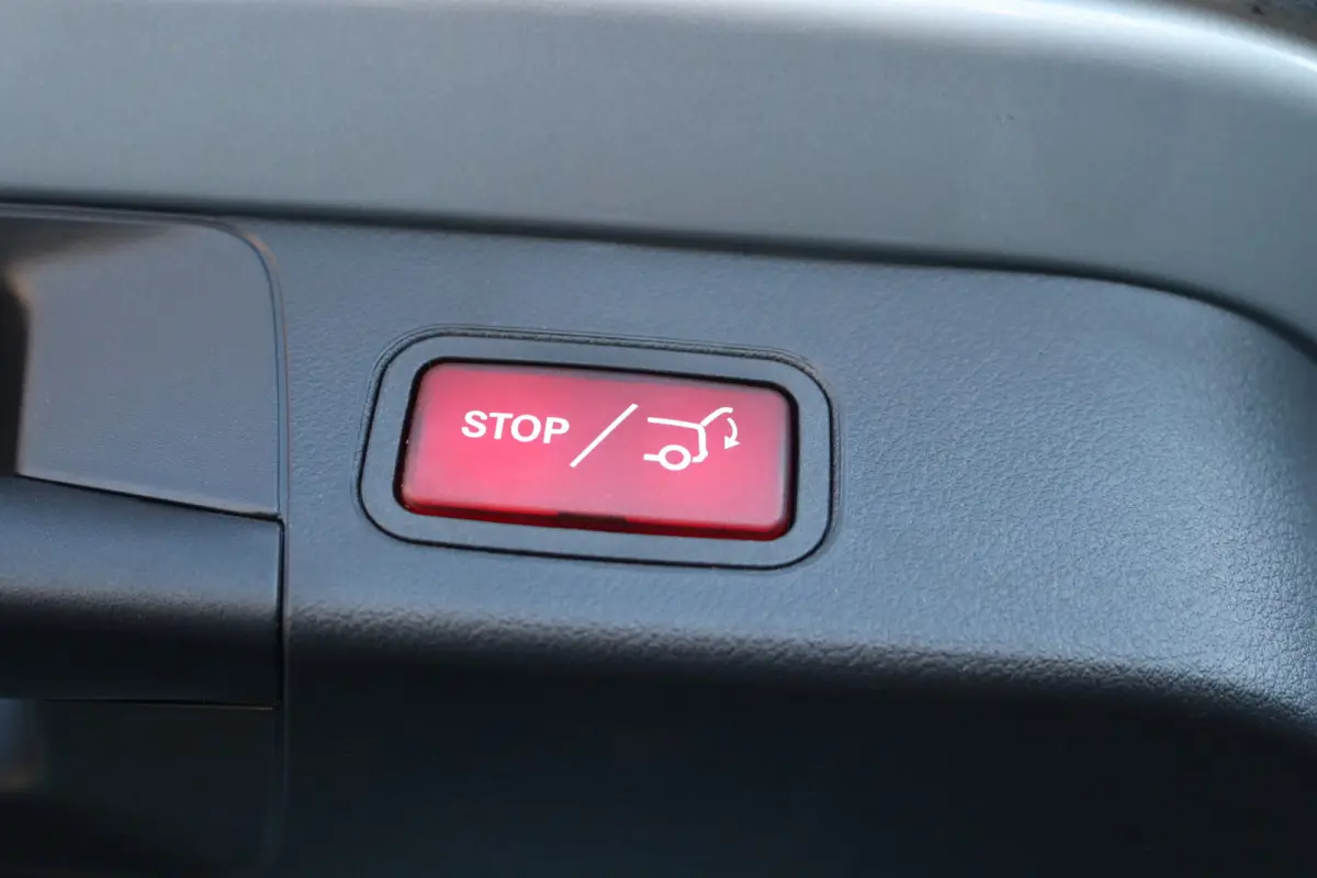 B200 177PK Automaat Mild-Hybrid Luxury Camera/Cruise-control/Elektr.-achterklep/Stoel-stuurverwarming