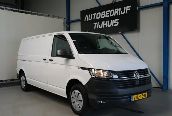 2.0 TDI L2H1 28 - N.A.P. Airco, Cruise, Carplay, PDC, Trekhaak.