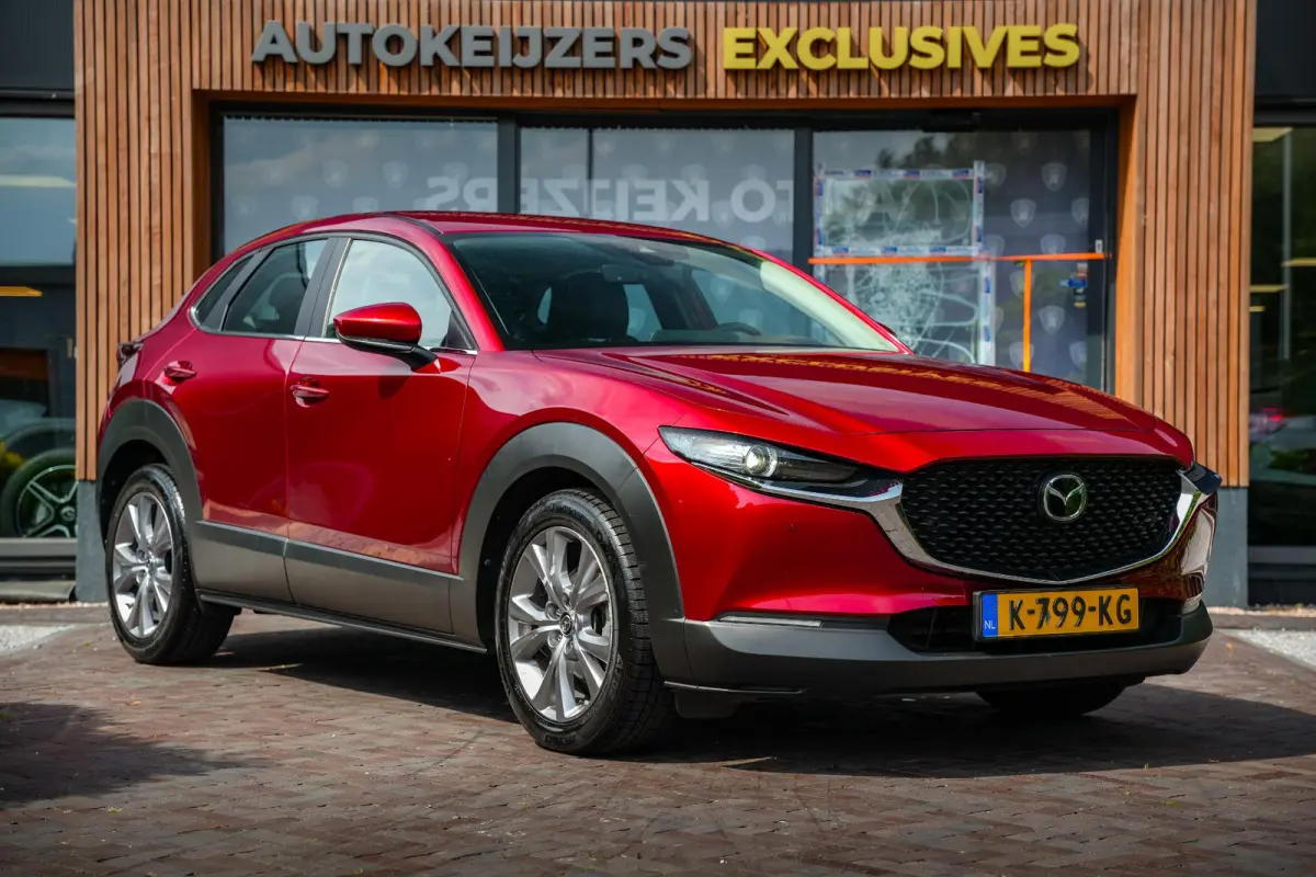 2.0 e-SkyActiv-X M Hybrid Comfort Leder Stuurwielbed. Airco Parkeersensoren Camera