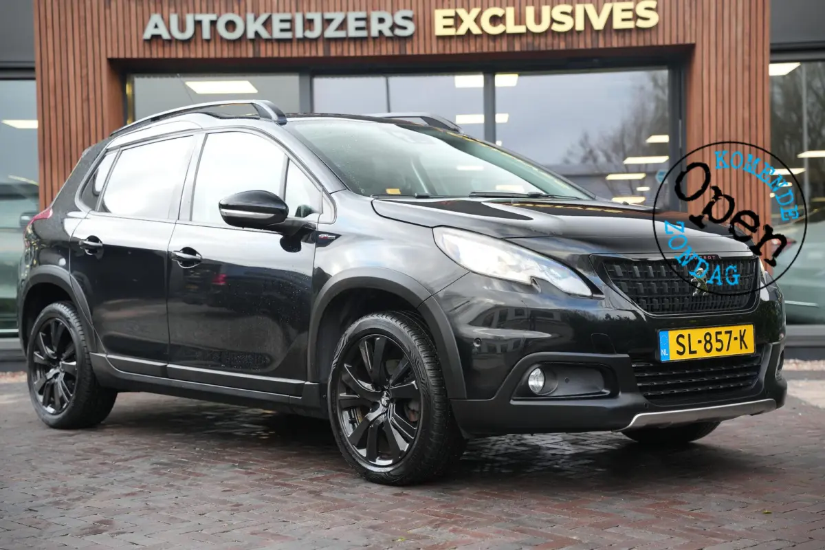 1.2 PureTech GT-line Black on black Panoramadak Lederen bekleding