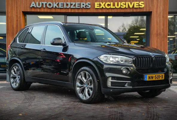 xDrive25d Centennial Executive 7p. 7 Pers. Navi 20"L.M. Auto hold