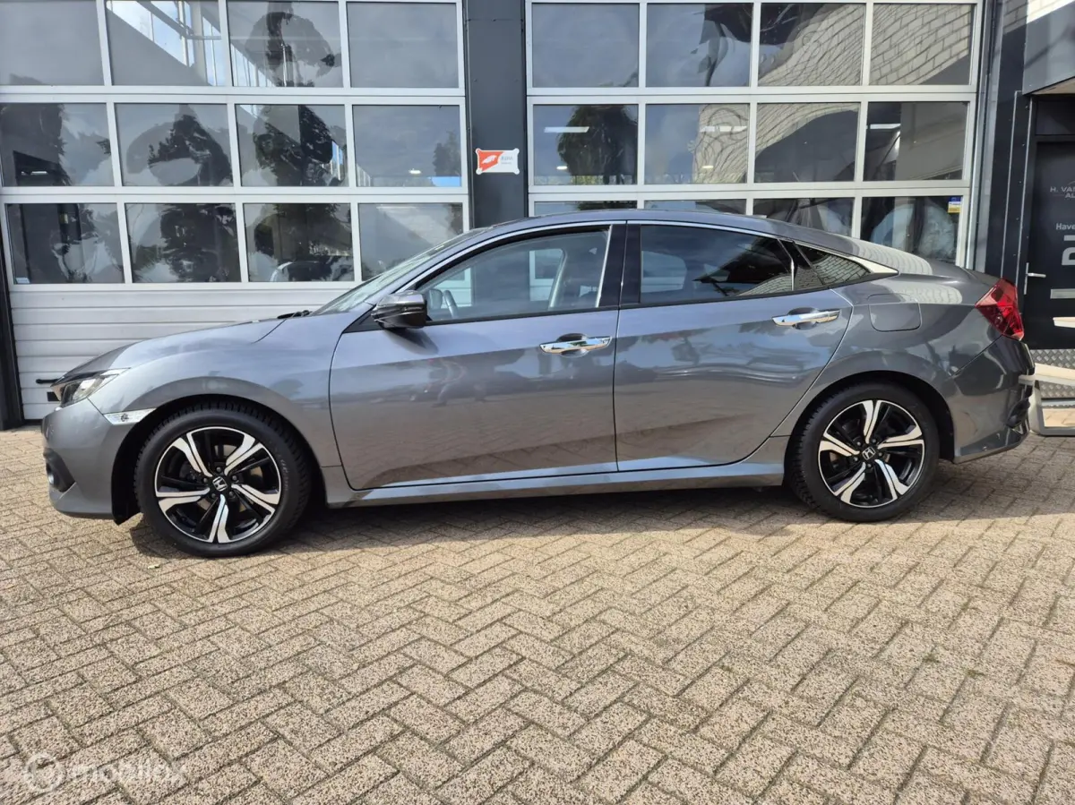 1.5 i-VTEC Elegance 69000KM NAP!