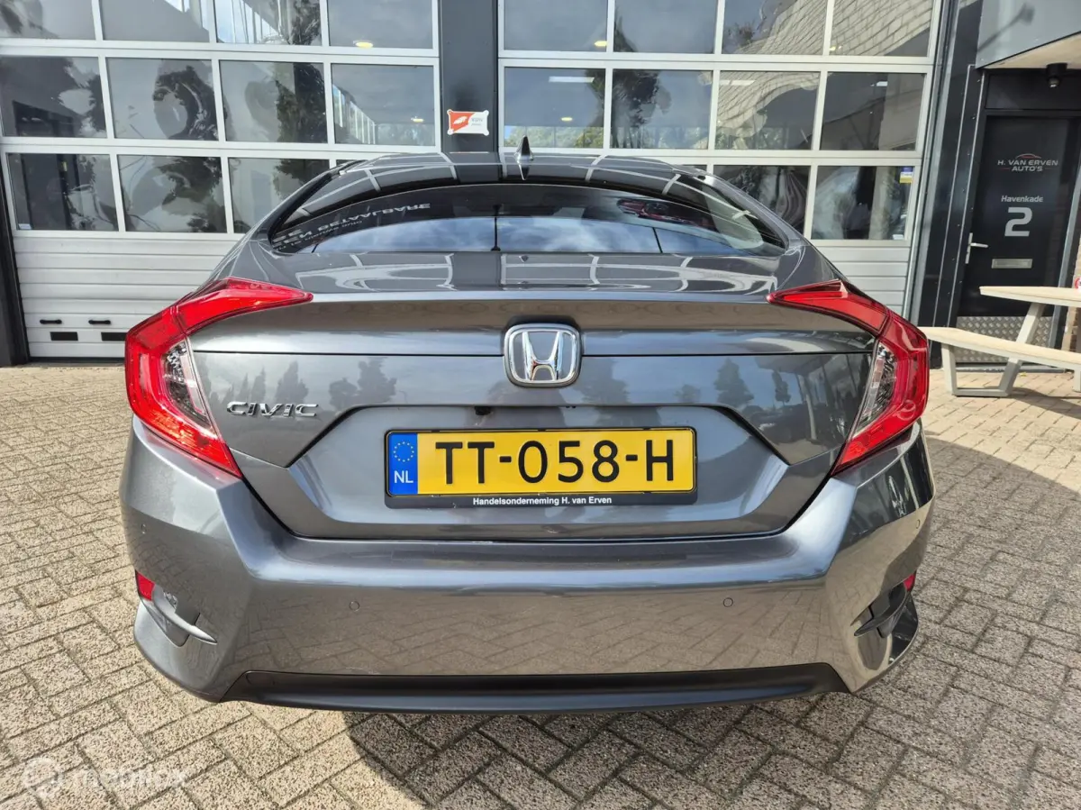 1.5 i-VTEC Elegance 69000KM NAP!