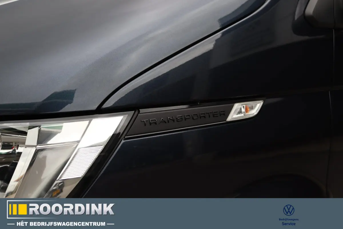 T6 - 150 pk L2H1 DC LMV, bumpers in kleur, trekhaak, PDC