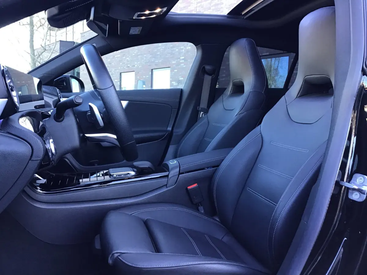 250 e AMG Line I Dealer Onderh. I Pano I Clima I Cruise I 19inch I 360Cam I Keyles I 218PK