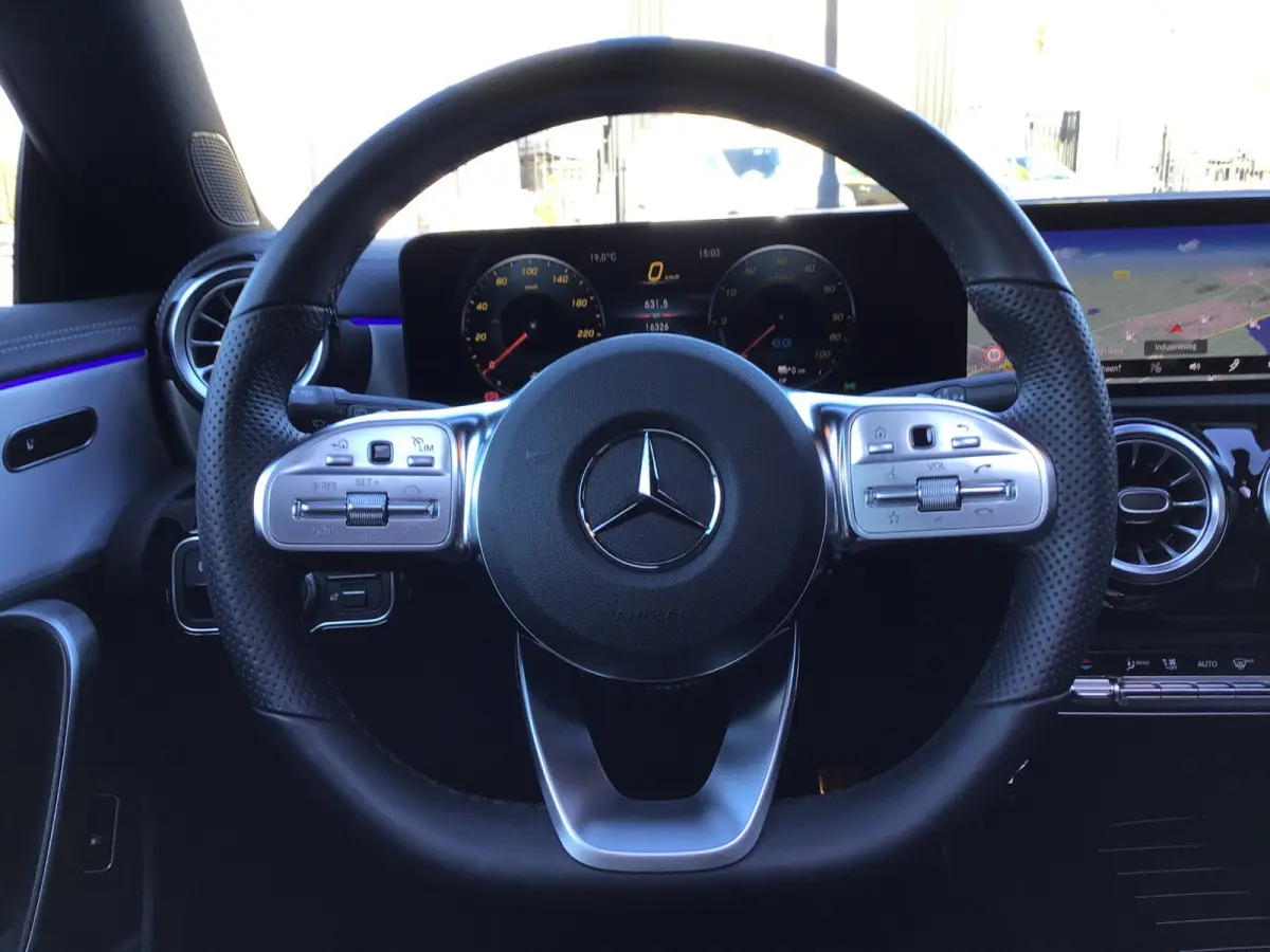 250 e AMG Line I Dealer Onderh. I Pano I Clima I Cruise I 19inch I 360Cam I Keyles I 218PK