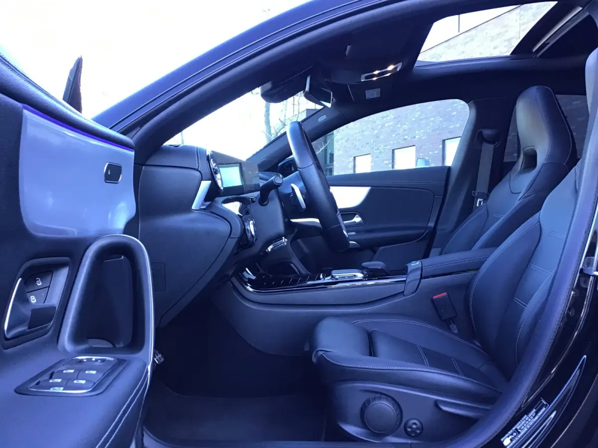 250 e AMG Line I Dealer Onderh. I Pano I Clima I Cruise I 19inch I 360Cam I Keyles I 218PK