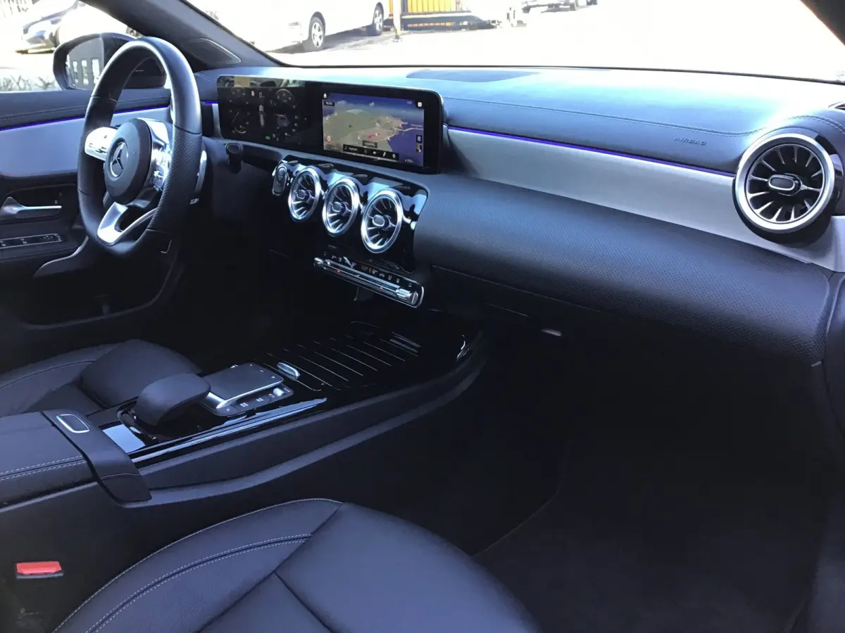 250 e AMG Line I Dealer Onderh. I Pano I Clima I Cruise I 19inch I 360Cam I Keyles I 218PK