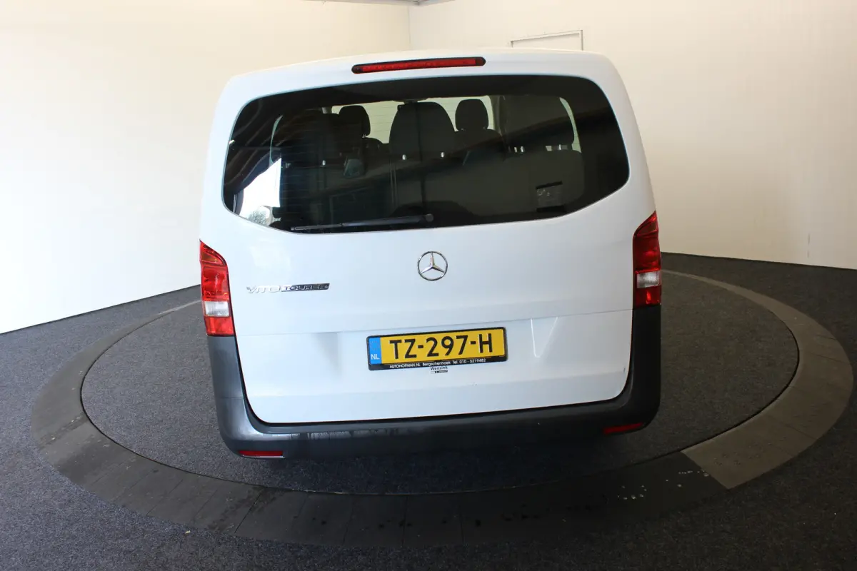 109 BT Extra Lang 9 Pers 2+ 2+2+3 € 19840.-Excl BTW