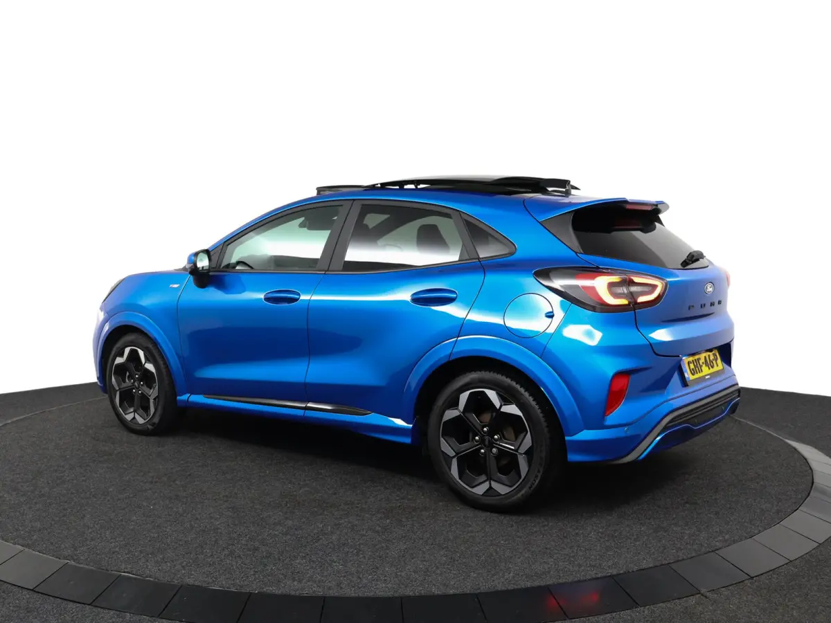 1.0 EcoBoost ST-Line X | 360 Camera | Panoramadak | B&O Audio | 11.049 km |