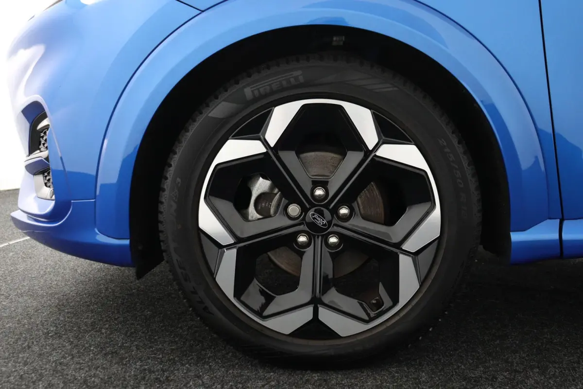1.0 EcoBoost ST-Line X | 360 Camera | Panoramadak | B&O Audio | 11.049 km |