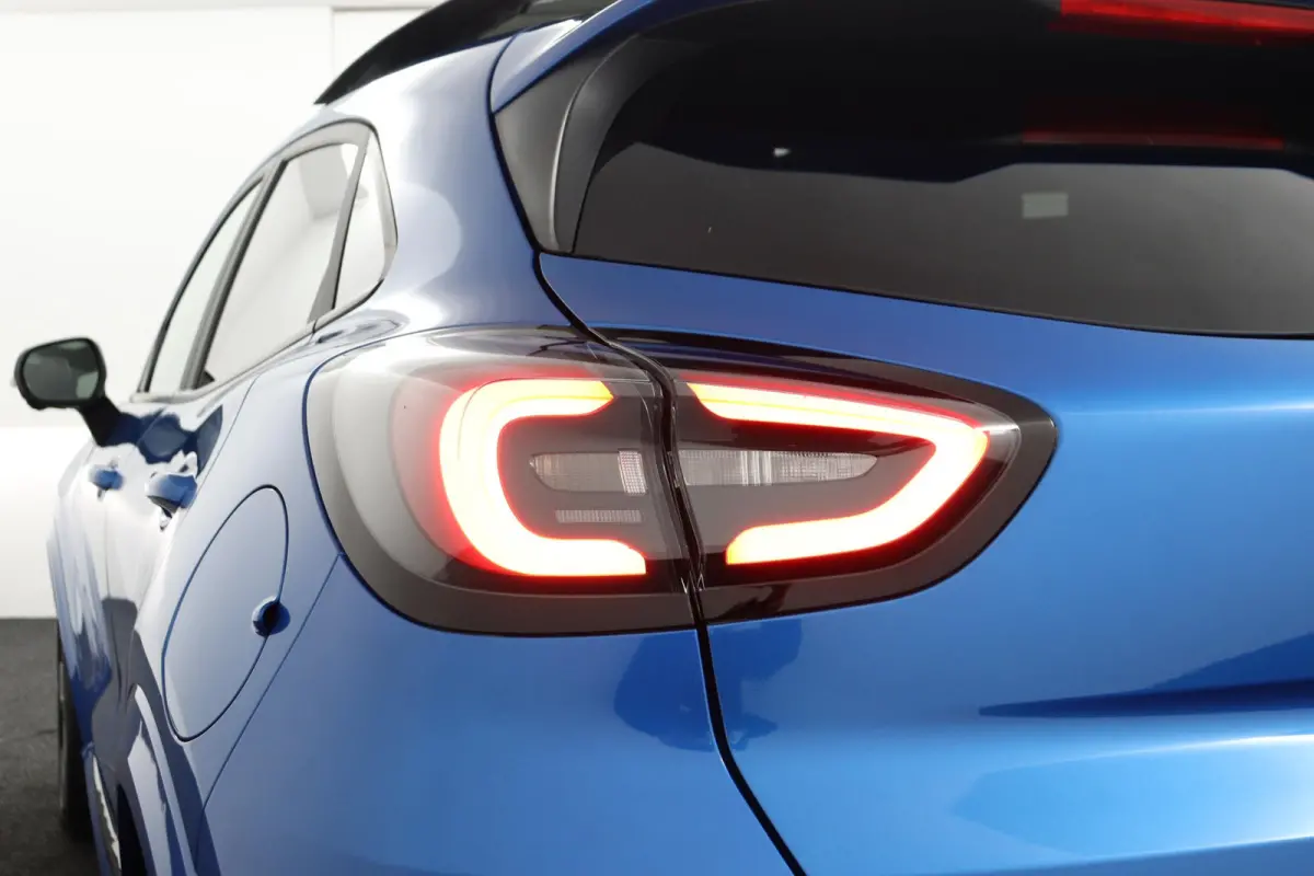 1.0 EcoBoost ST-Line X | 360 Camera | Panoramadak | B&O Audio | 11.049 km |