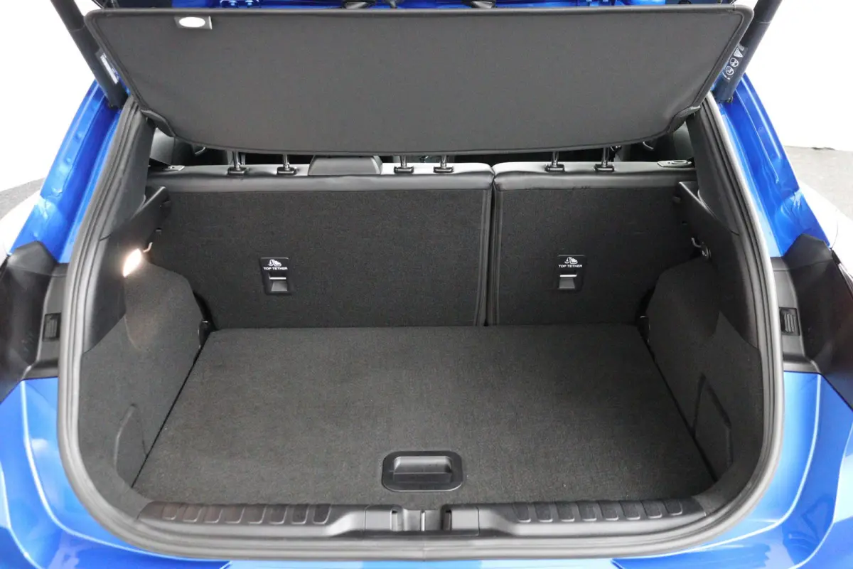 1.0 EcoBoost ST-Line X | 360 Camera | Panoramadak | B&O Audio | 11.049 km |