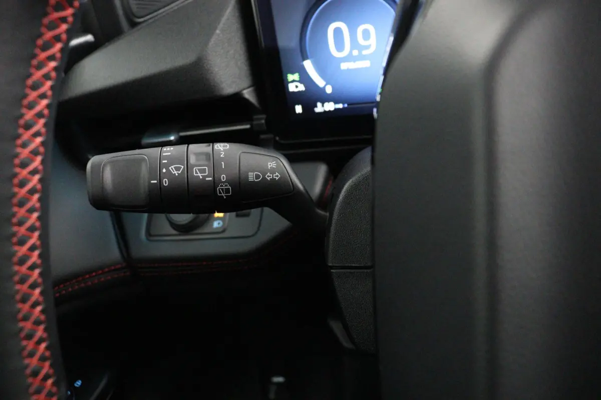 1.0 EcoBoost ST-Line X | 360 Camera | Panoramadak | B&O Audio | 11.049 km |