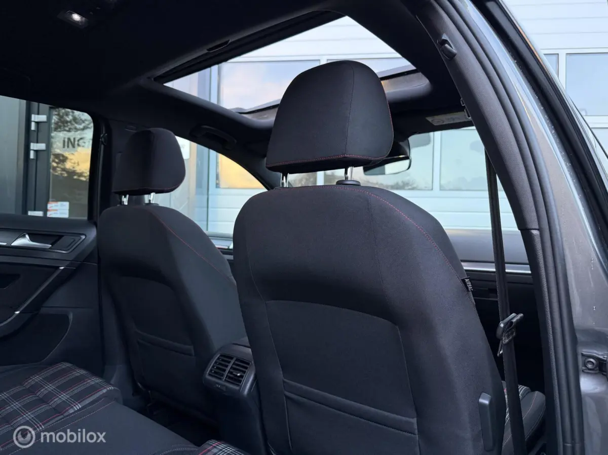2.0 TSI GTI / DSG /Pano / Virtual / Trekhaak