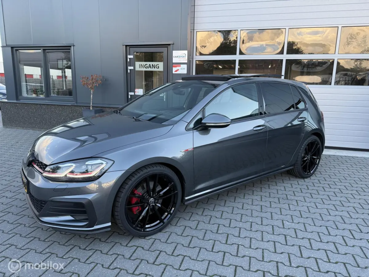 2.0 TSI GTI / DSG /Pano / Virtual / Trekhaak