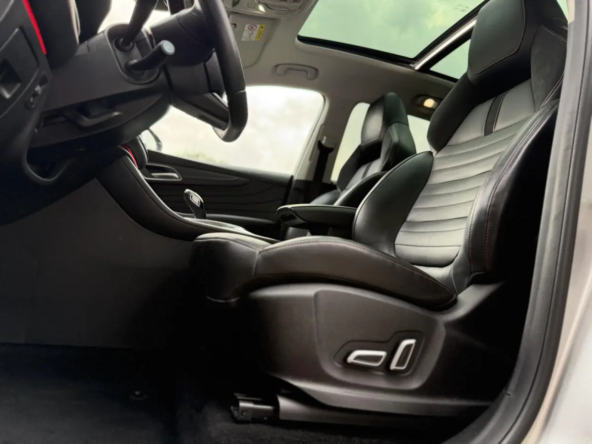 1.5 TGDI Luxury PHEV | Pano | Leder | 360 Camera |