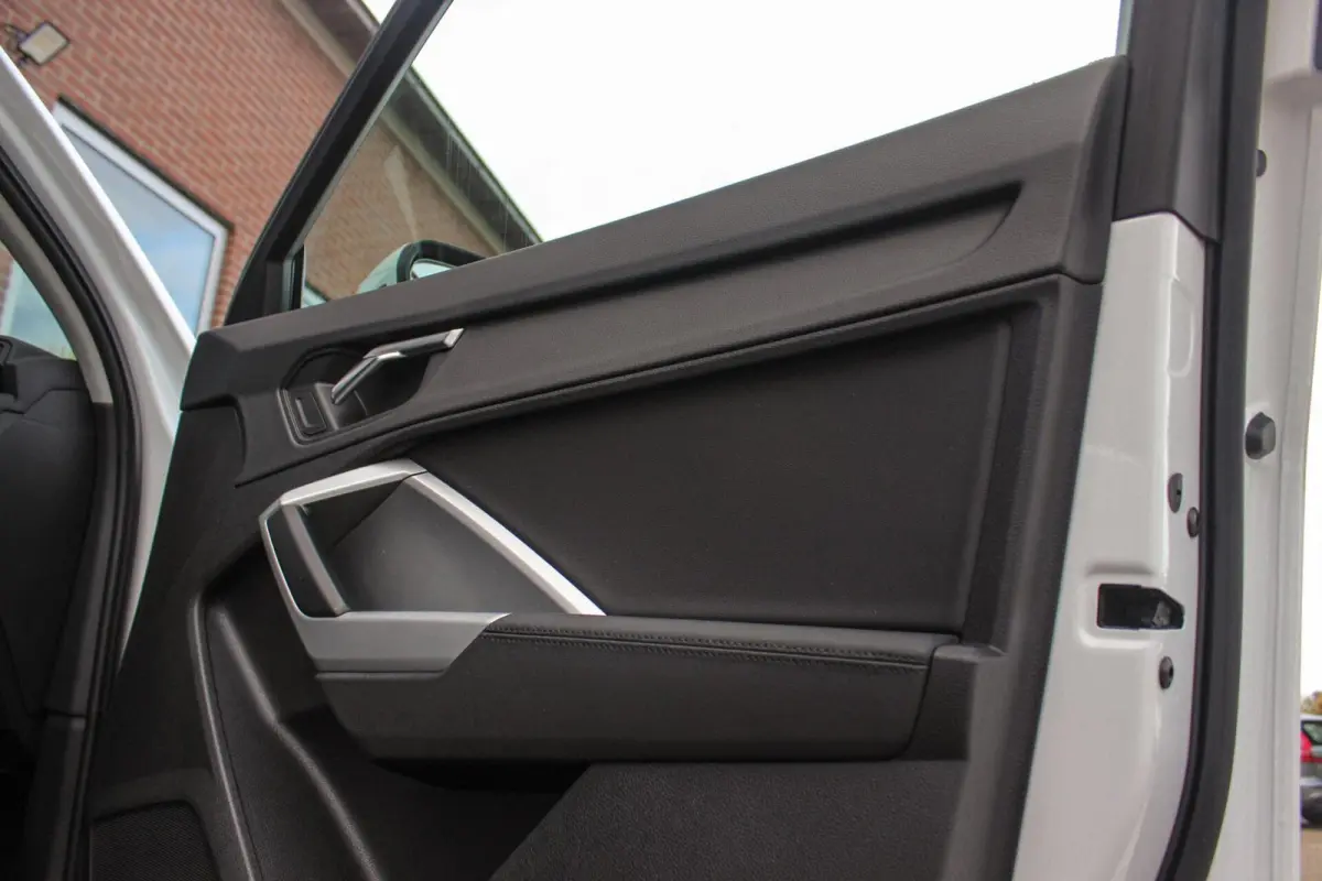 35 TDI Pro Line S | S-line | Apple Carplay | Achteruitrijcamera | Virtual Cockpit | Rijstrooksensor | Cruise control | Trekhaak | MMI Navigatie | Leer | Parkeer assistent