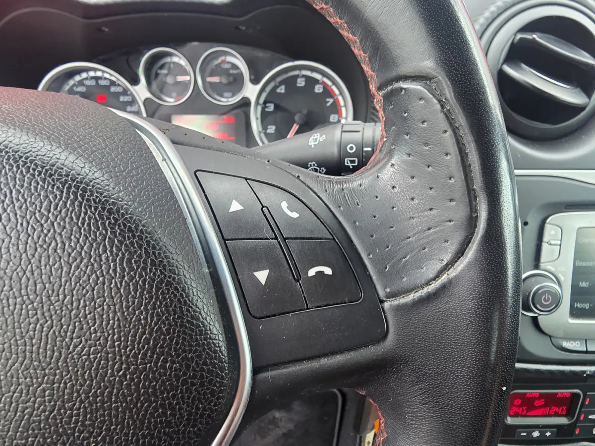 TwinAir 105PK ECO Super | 17" Velgen | Cruise/climate Control