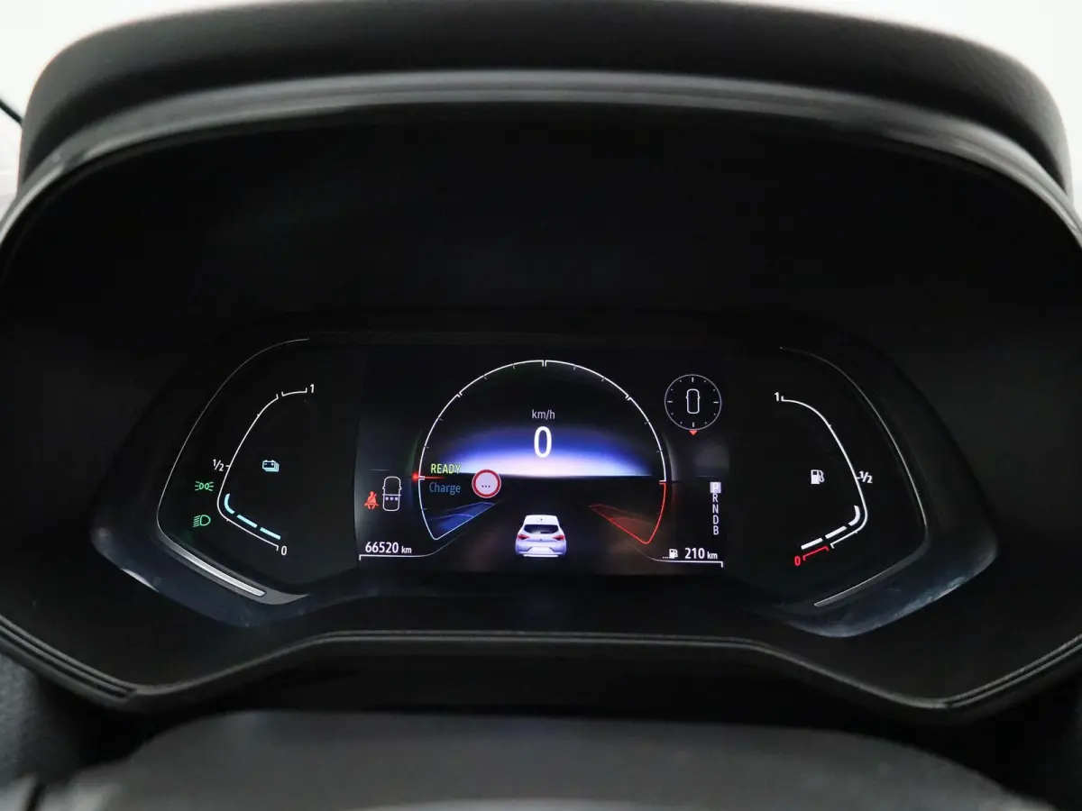 1.6 E-Tech Hybrid 145 Equilibre | Automaat | Navigatie | Cruise control | Airco | Bluetooth | DAB | LMV |