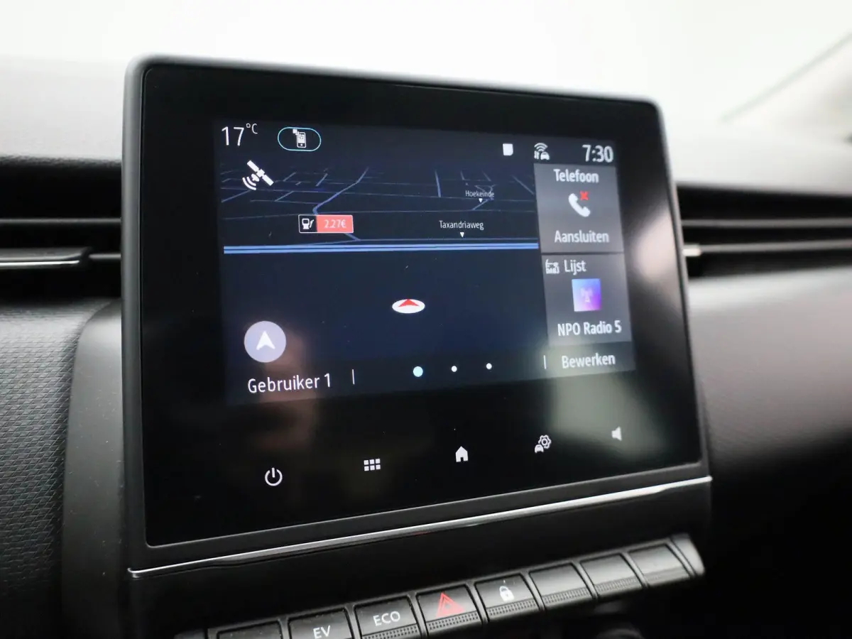 1.6 E-Tech Hybrid 145 Equilibre | Automaat | Navigatie | Cruise control | Airco | Bluetooth | DAB | LMV |