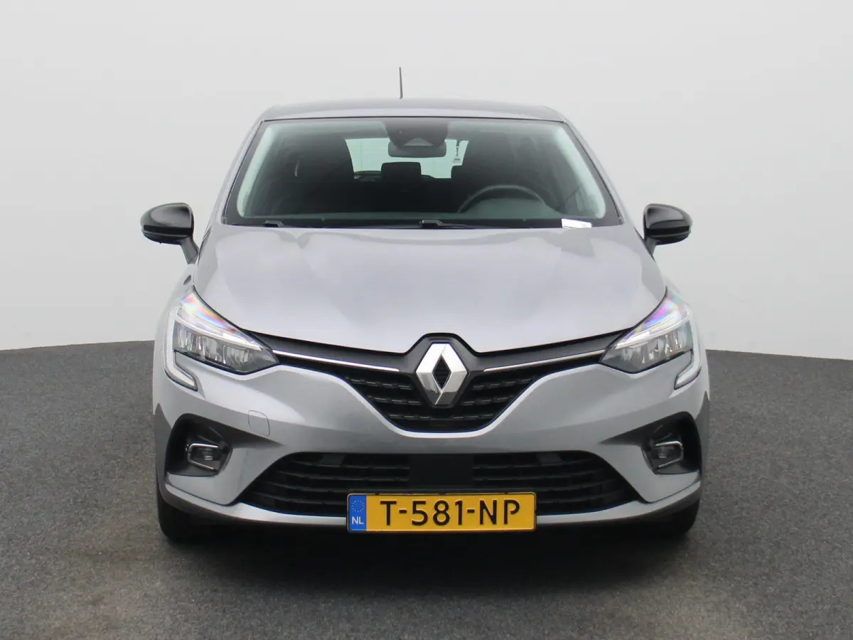 1.6 E-Tech Hybrid 145 Equilibre | Automaat | Navigatie | Cruise control | Airco | Bluetooth | DAB | LMV |