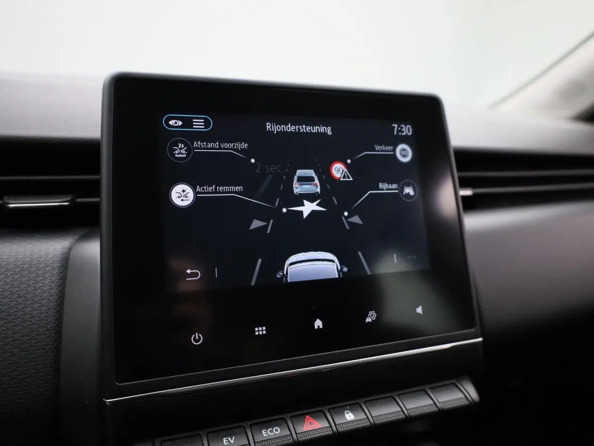 1.6 E-Tech Hybrid 145 Equilibre | Automaat | Navigatie | Cruise control | Airco | Bluetooth | DAB | LMV |