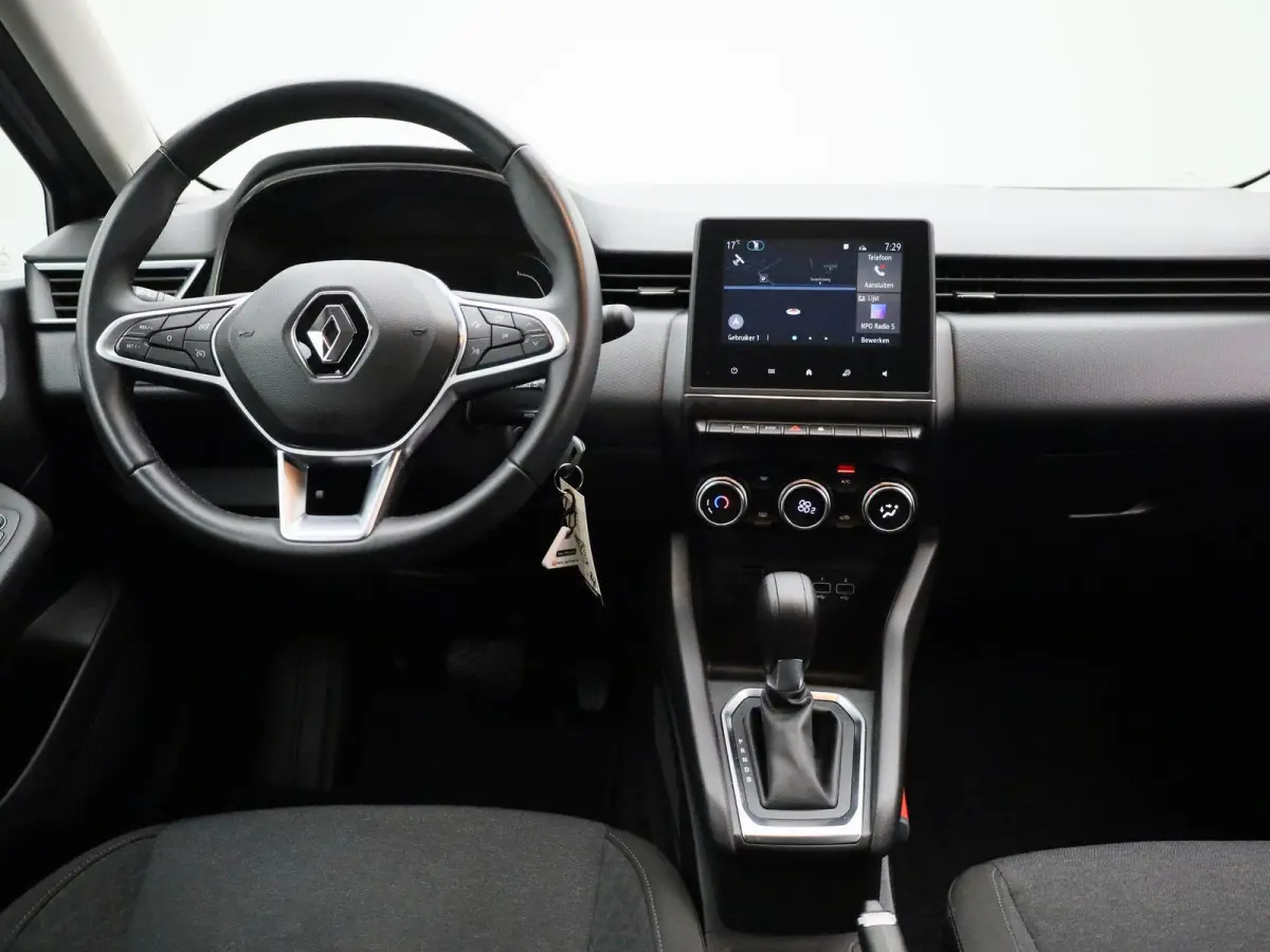 1.6 E-Tech Hybrid 145 Equilibre | Automaat | Navigatie | Cruise control | Airco | Bluetooth | DAB | LMV |