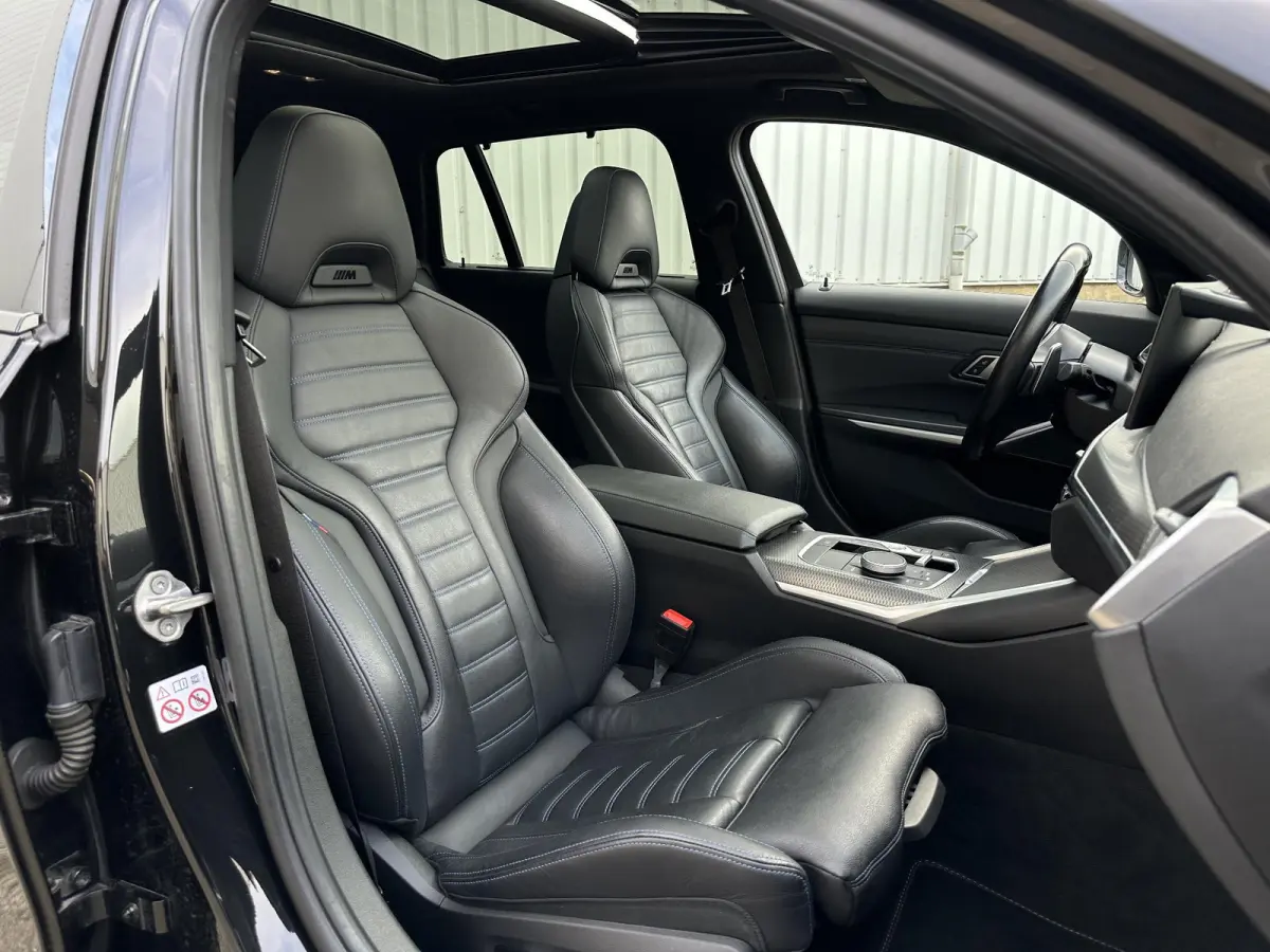 330e M Pakket |  Plug-in/Leder/Pano-Schuifdak/20-inch/Cruise Adaptief/H&K