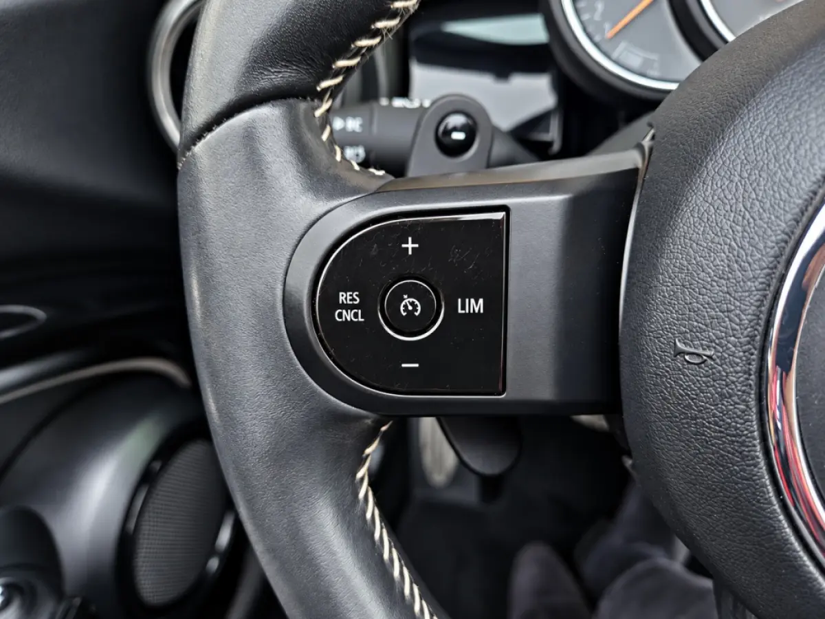 2.0 S 180PK Automaat John Cooper Works Cabrio ACTIE