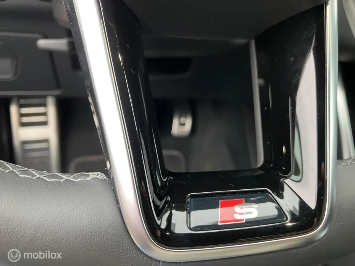 55 TFSI-e Competition Quattro RS Interieur B&O