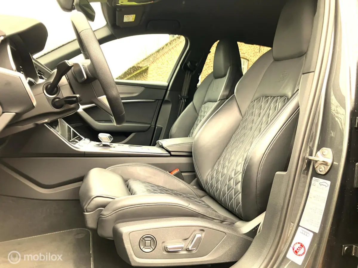 55 TFSI-e Competition Quattro RS Interieur B&O