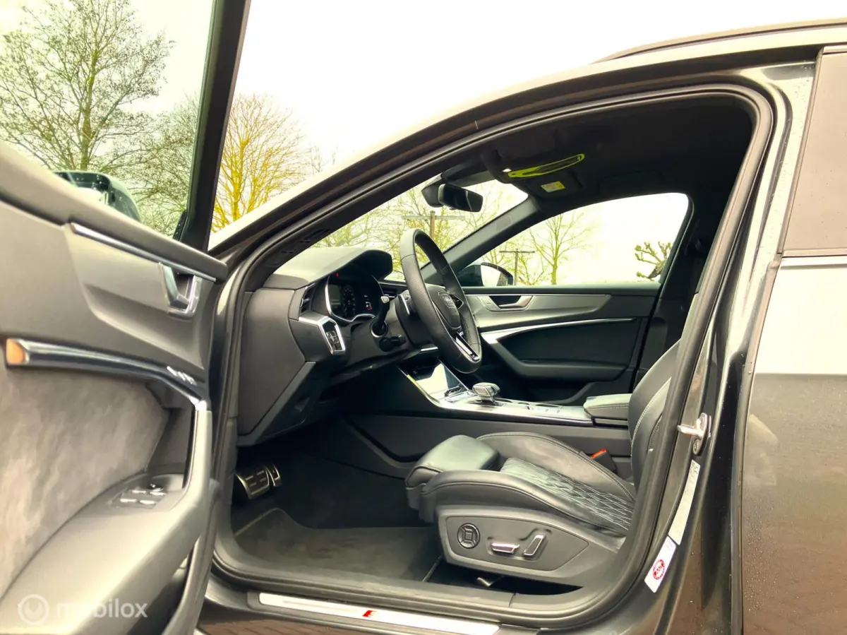 55 TFSI-e Competition Quattro RS Interieur B&O