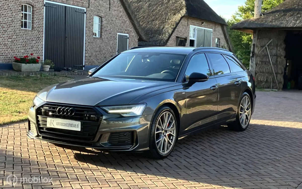 55 TFSI-e Competition Quattro RS Interieur B&O