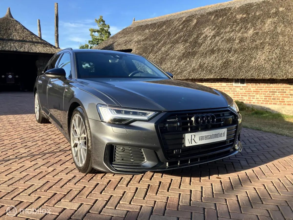 55 TFSI-e Competition Quattro RS Interieur B&O