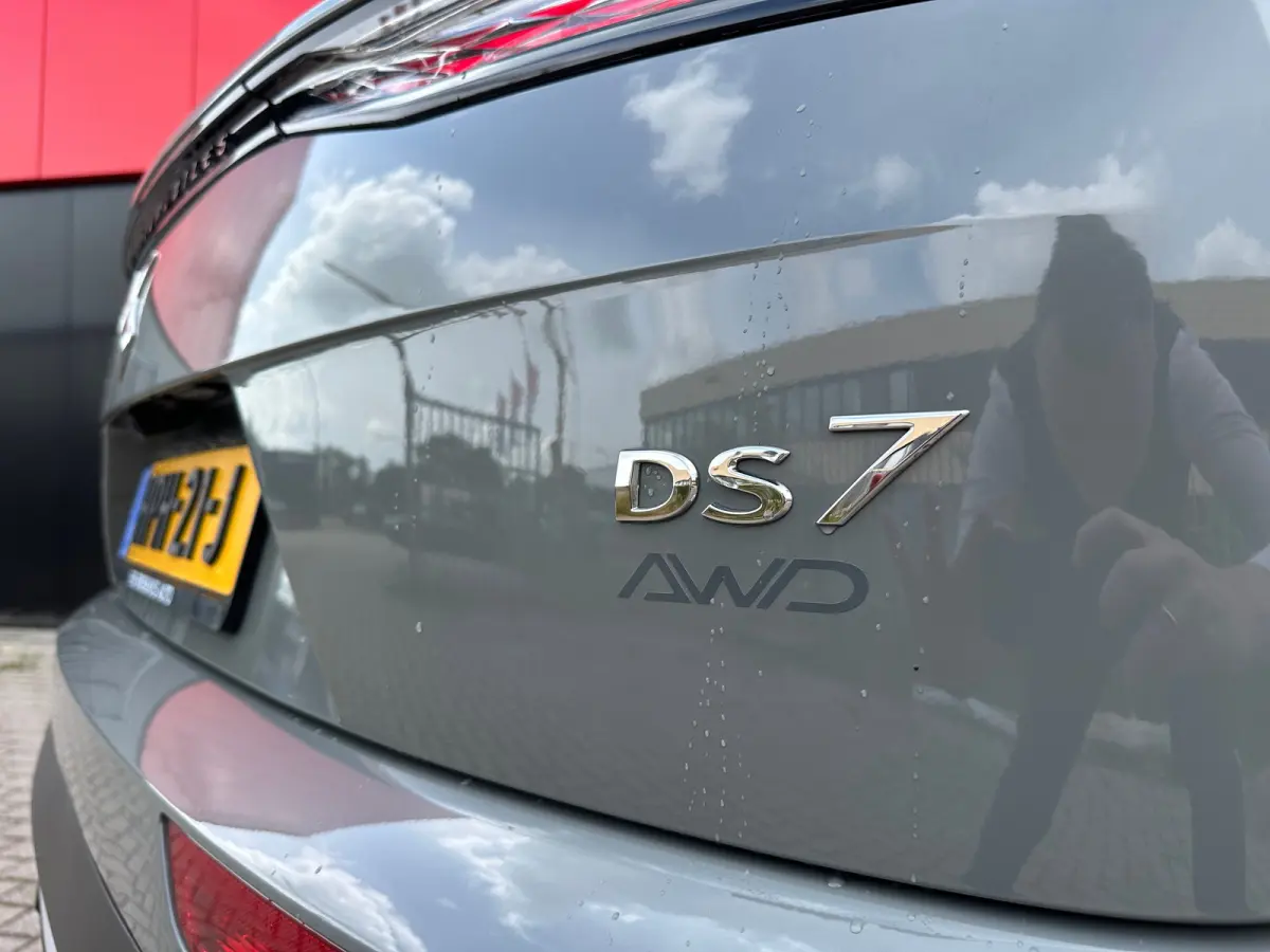 1.6 PHEV 300 4x4 Etoile| Panoramadak | Leder | 360° Camera | Adapt. Cruise | Stoelmassage | Elektrische Achterklep | Achterbank in delen neerklapbaar | Achteruitrijcamera | Airco (automatis