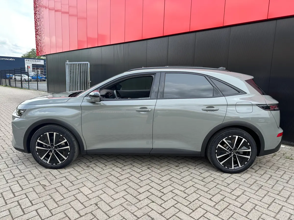1.6 PHEV 300 4x4 Etoile| Panoramadak | Leder | Camera | Adapt. Cruise | Stoelmassage | Achterbank in delen neerklapbaar | Achteruitrijcamera | Airco (automatisch)