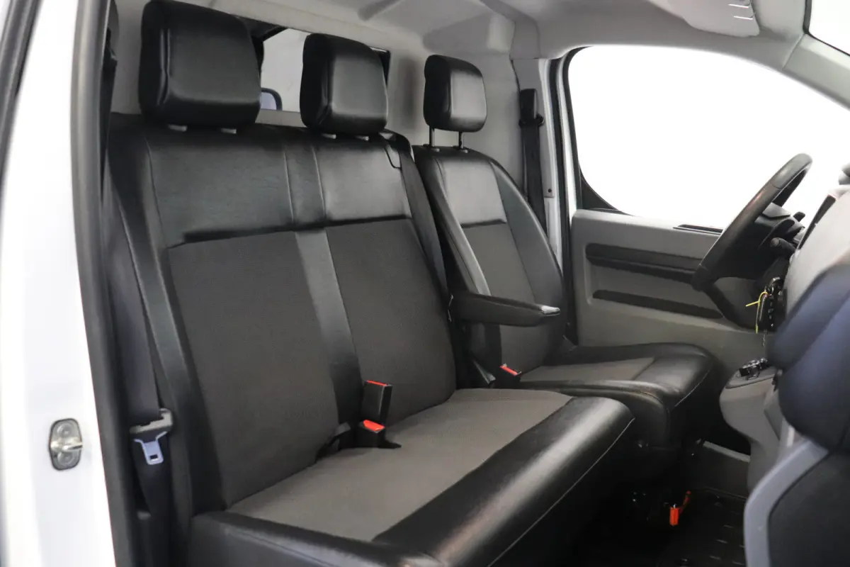 2.0 CDTI L3 Automaat EURO 6 - Airco - Cruise - Camera - € 17.950,- Excl.