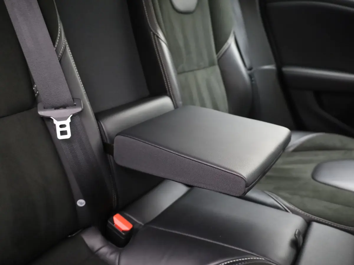 1.5 T3 R-Design | Stoelverwarming | Navi | Prijs Rijklaar!!
