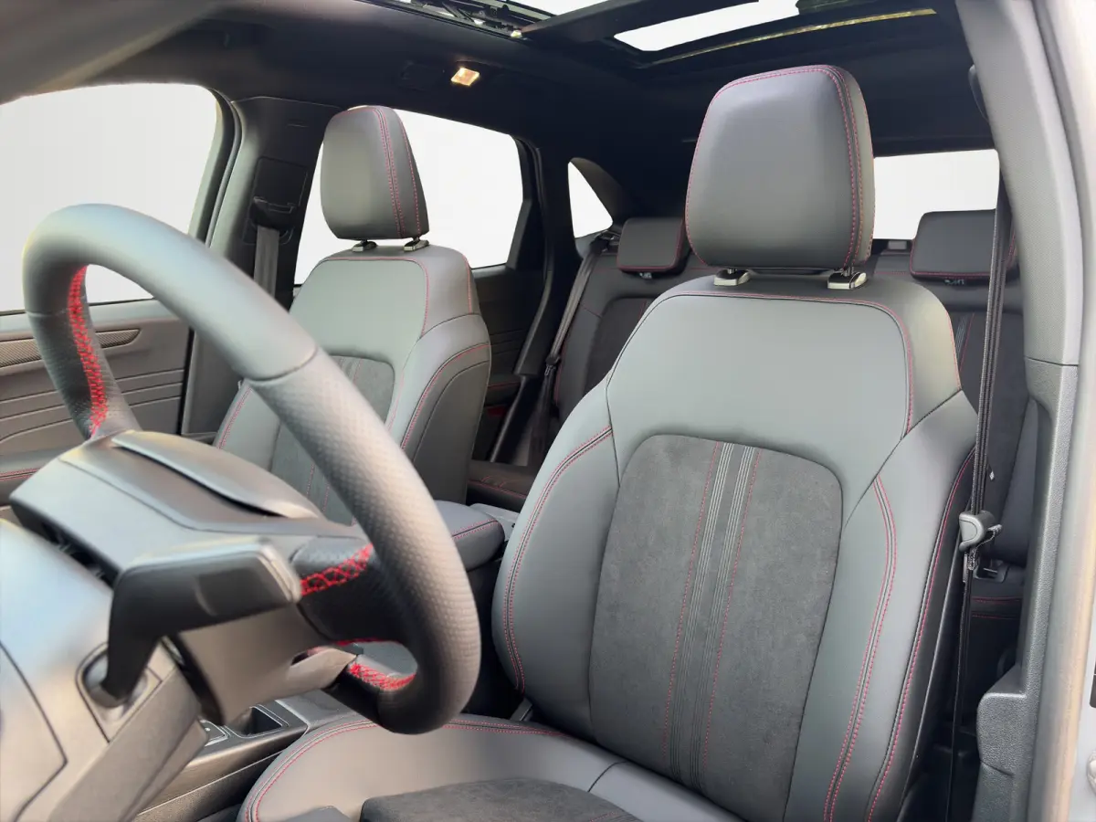 Plug-In Hybrid ST-Line X 243pk | Incl. 8 Jaar/160.000km Garantie | Black-, Winter Pack | Pano | Elek. Trekhaak | Matrix LED |