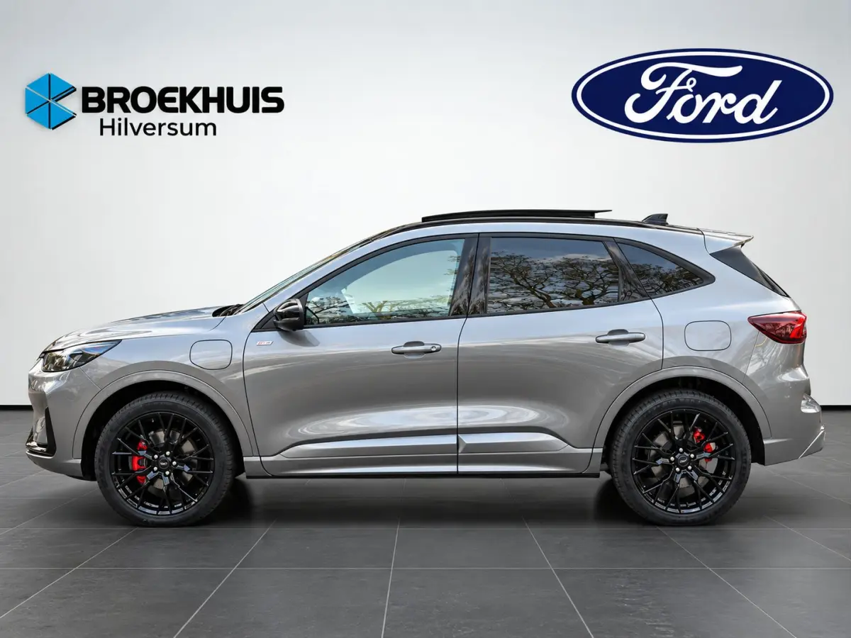 Plug-In Hybrid ST-Line X 243pk | Incl. 8 Jaar/160.000km Garantie | Black-, Winter Pack | Pano | Elek. Trekhaak | Matrix LED |