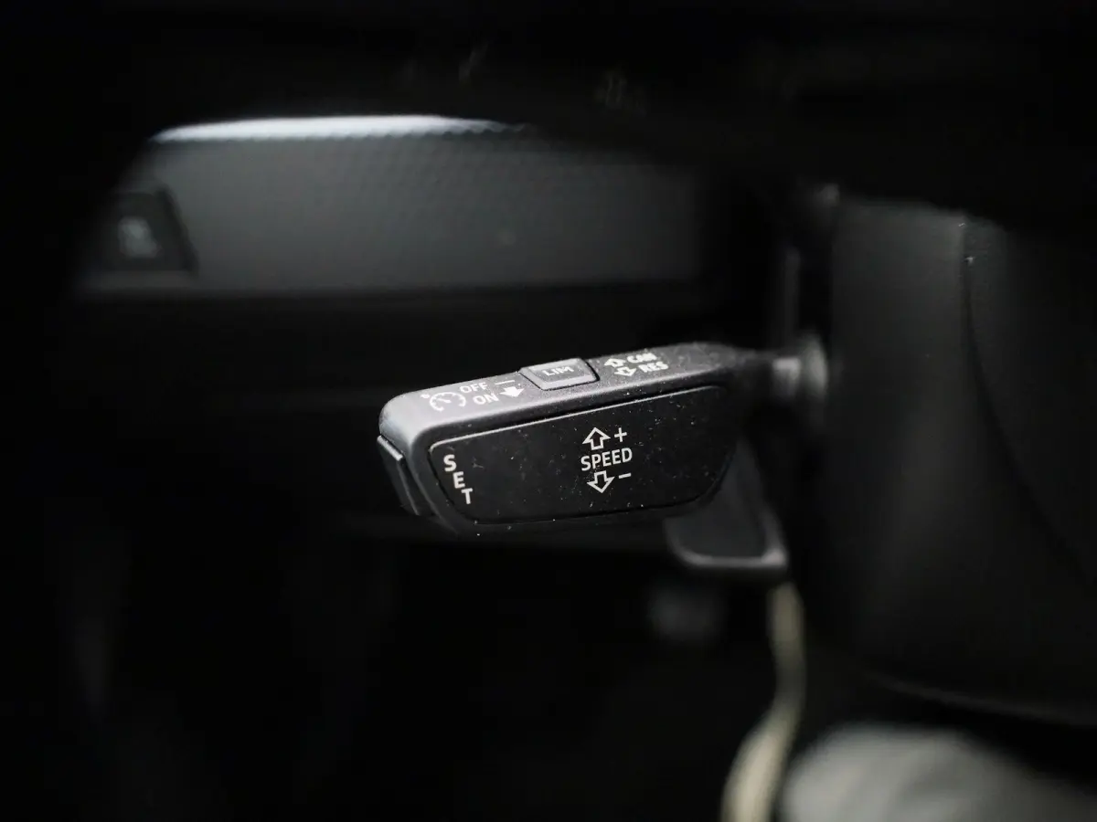 25 TFSI Pro Line | Virtual Cockpit | Apple Carplay / Android Auto | Cruise Control | Airco | Bluetooth | Lane Assist | Botswaarschuwing | Elektrische Ramen | Lichtmetalen Velgen |