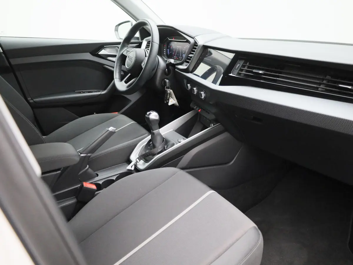 25 TFSI Pro Line | Virtual Cockpit | Apple Carplay / Android Auto | Cruise Control | Airco | Bluetooth | Lane Assist | Botswaarschuwing | Elektrische Ramen | Lichtmetalen Velgen |