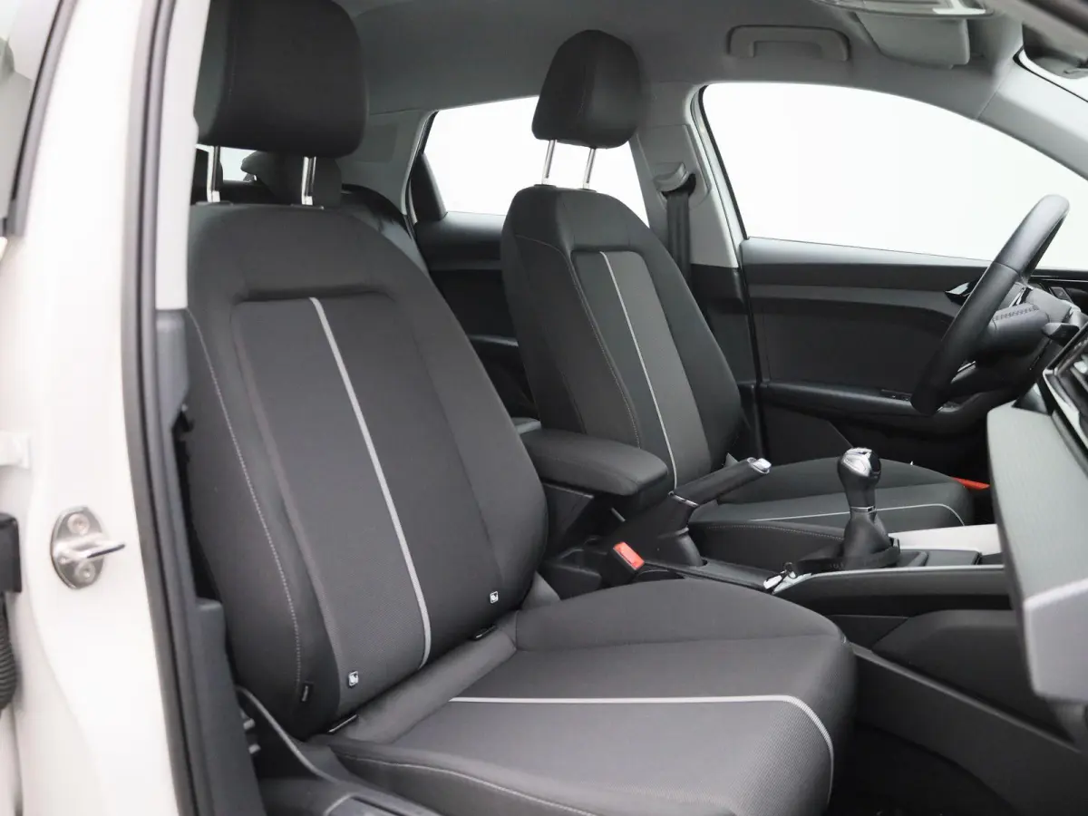 25 TFSI Pro Line | Virtual Cockpit | Apple Carplay / Android Auto | Cruise Control | Airco | Bluetooth | Lane Assist | Botswaarschuwing | Elektrische Ramen | Lichtmetalen Velgen |