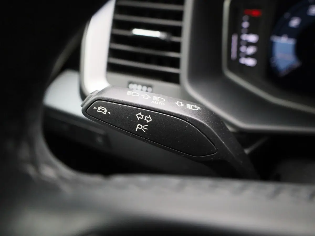 25 TFSI Pro Line | Virtual Cockpit | Apple Carplay / Android Auto | Cruise Control | Airco | Bluetooth | Lane Assist | Botswaarschuwing | Elektrische Ramen | Lichtmetalen Velgen |