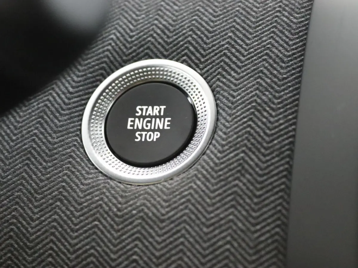 techno full hybrid E-Tech 145 | Groot Navi | Parkeercamera | Stoel- & Stuurverw. |